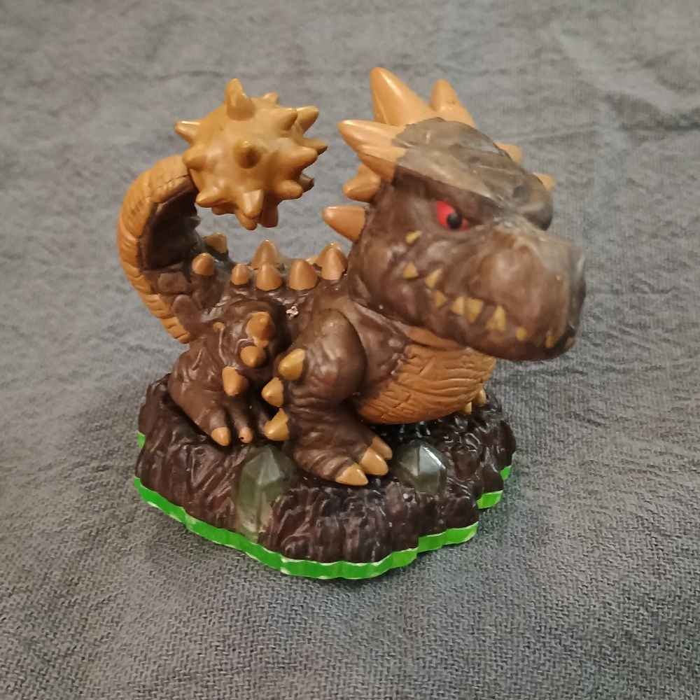 Skylanders 2011 Spyros Adventure BASH
